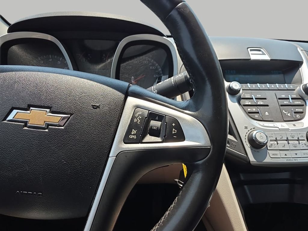 Used 2011 Silver Chevrolet LT image 22
