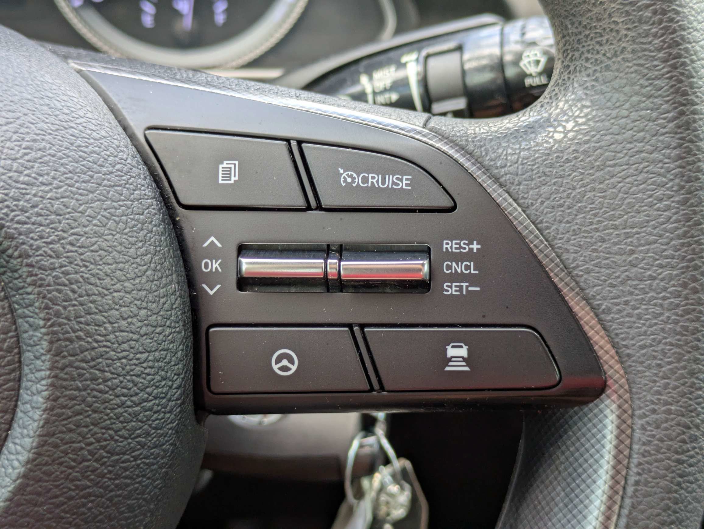 Used 2020 Calypso Red Hyundai SE image 22