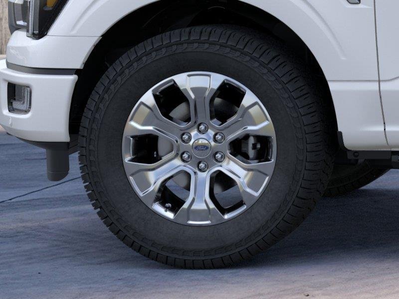 New 2026 Star White Ford Platinum image 4