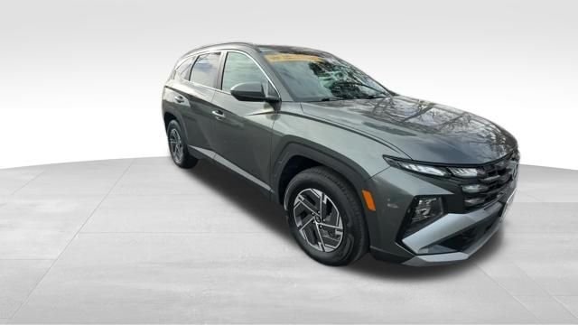 Used 2025 Gray Hyundai Blue image 8