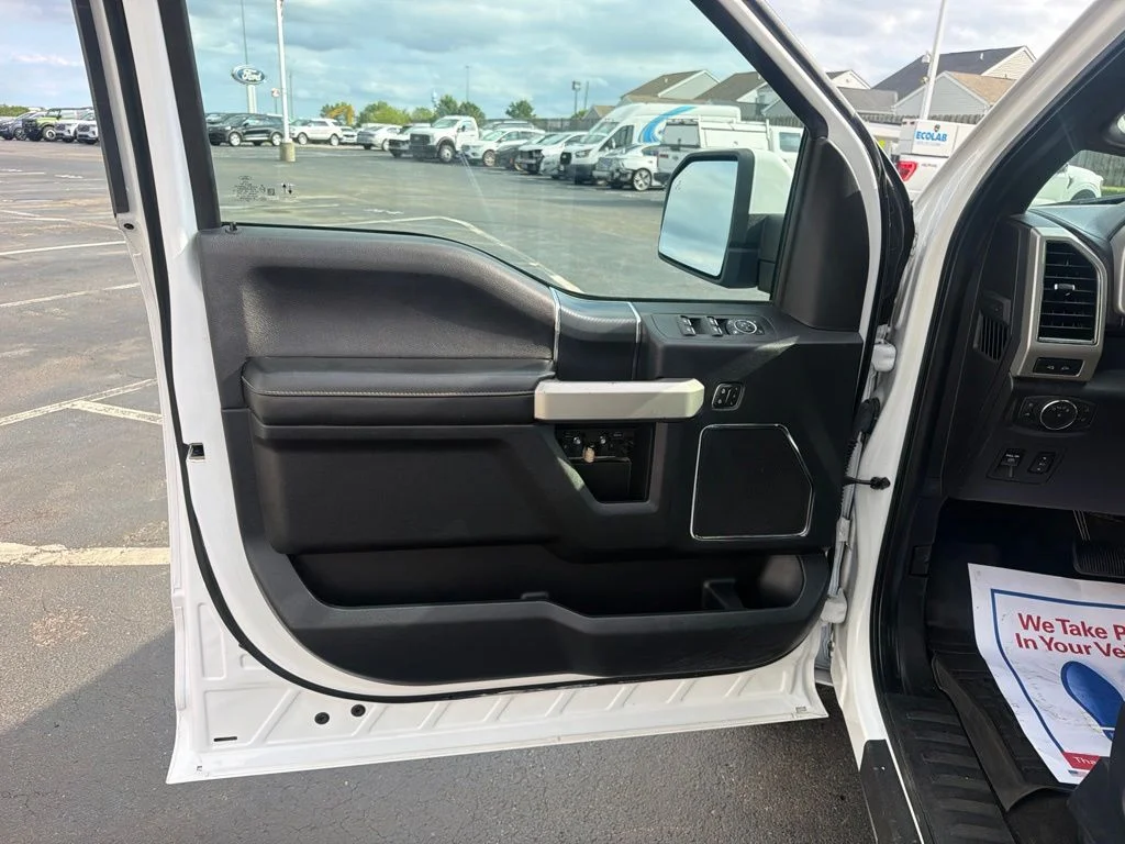 Used 2020 White Ford Lariat image 24