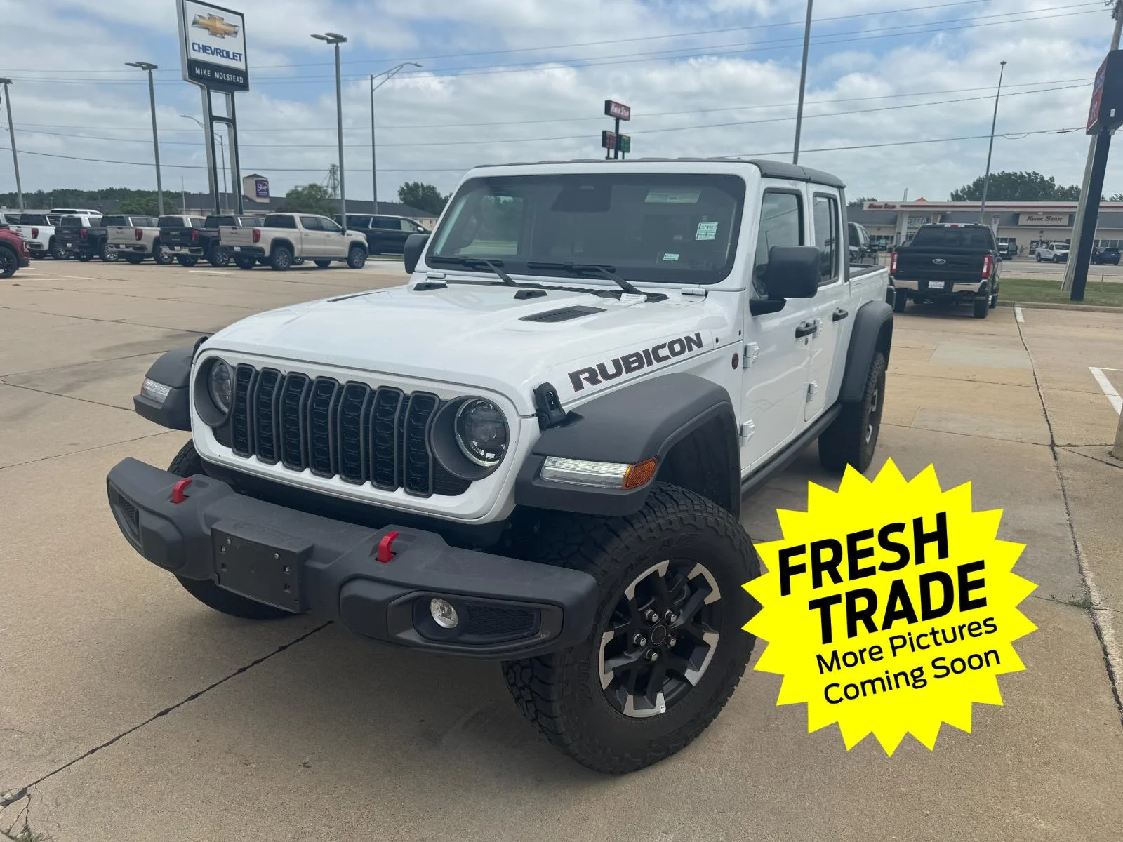 2026 Jeep Gladiator Rubicon Auto's photo