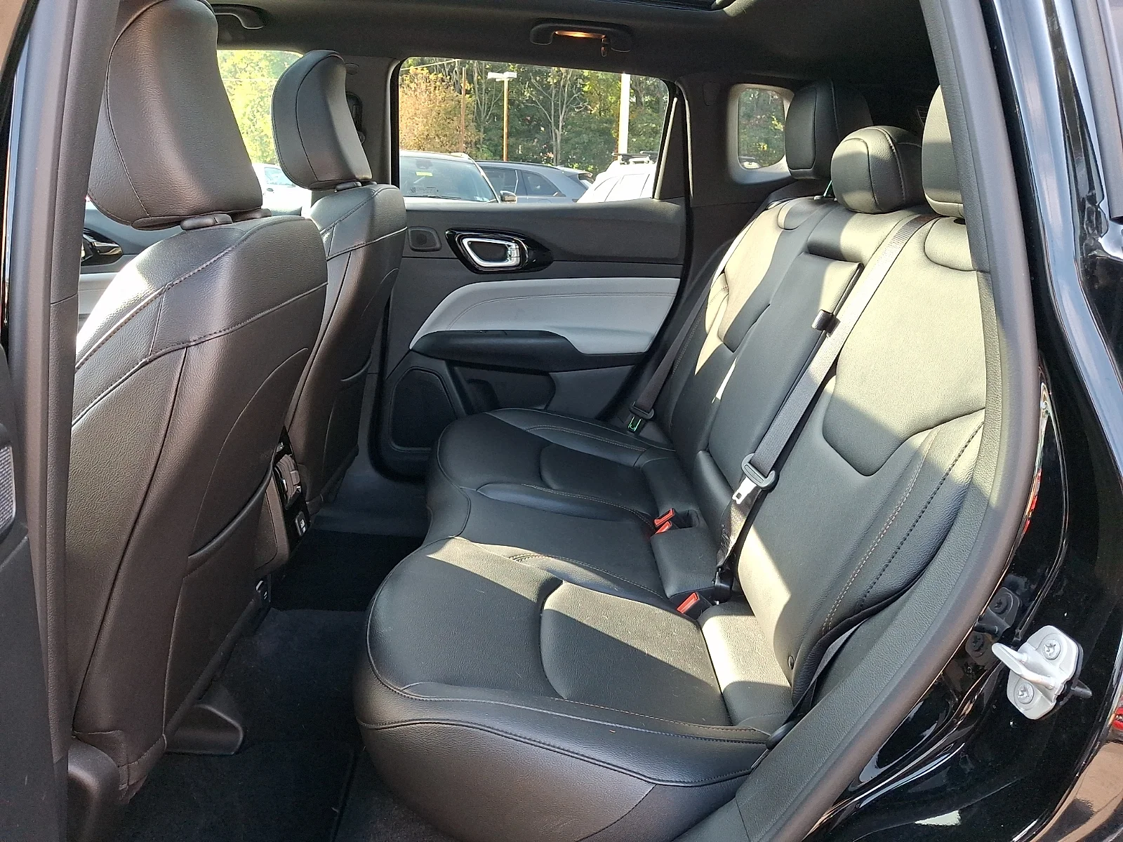 Used 2024 Black Jeep Limited image 10