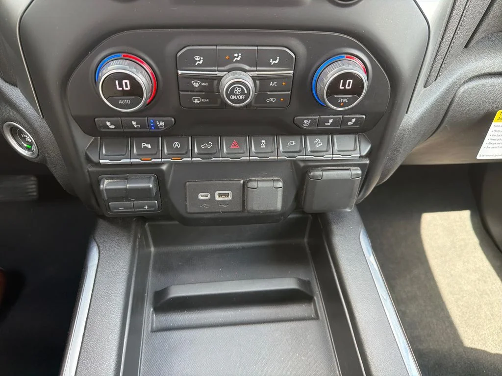 Used 2021 White Chevrolet LTZ image 23