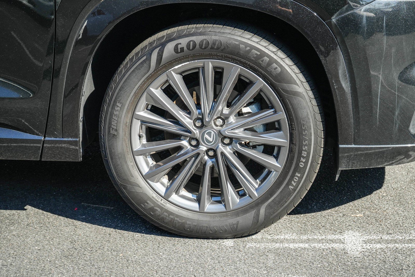 2025 Lexus TX Base - Photo 9