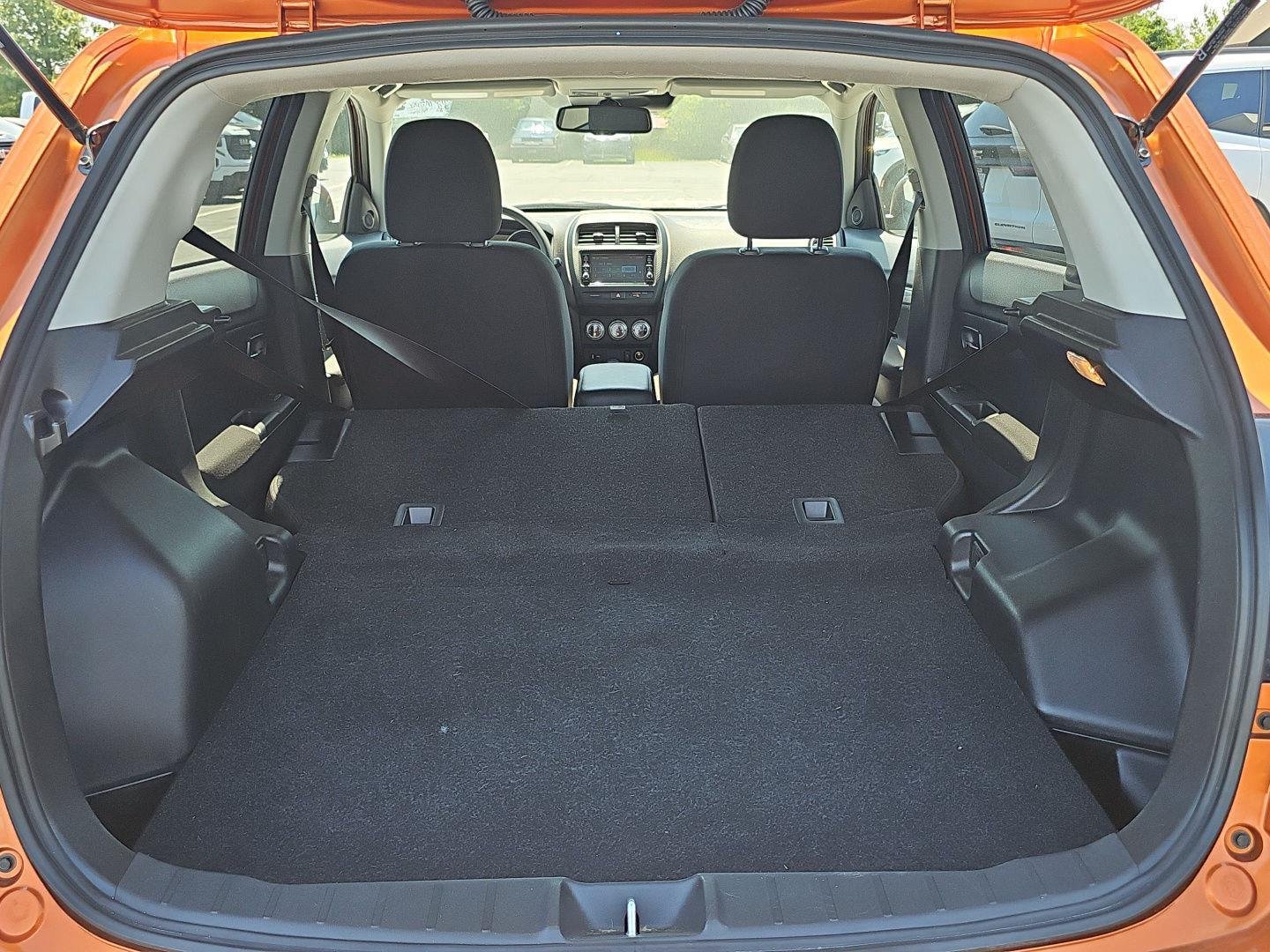 Used 2025 Sunshine Orange Metallic Mitsubishi ES image 28