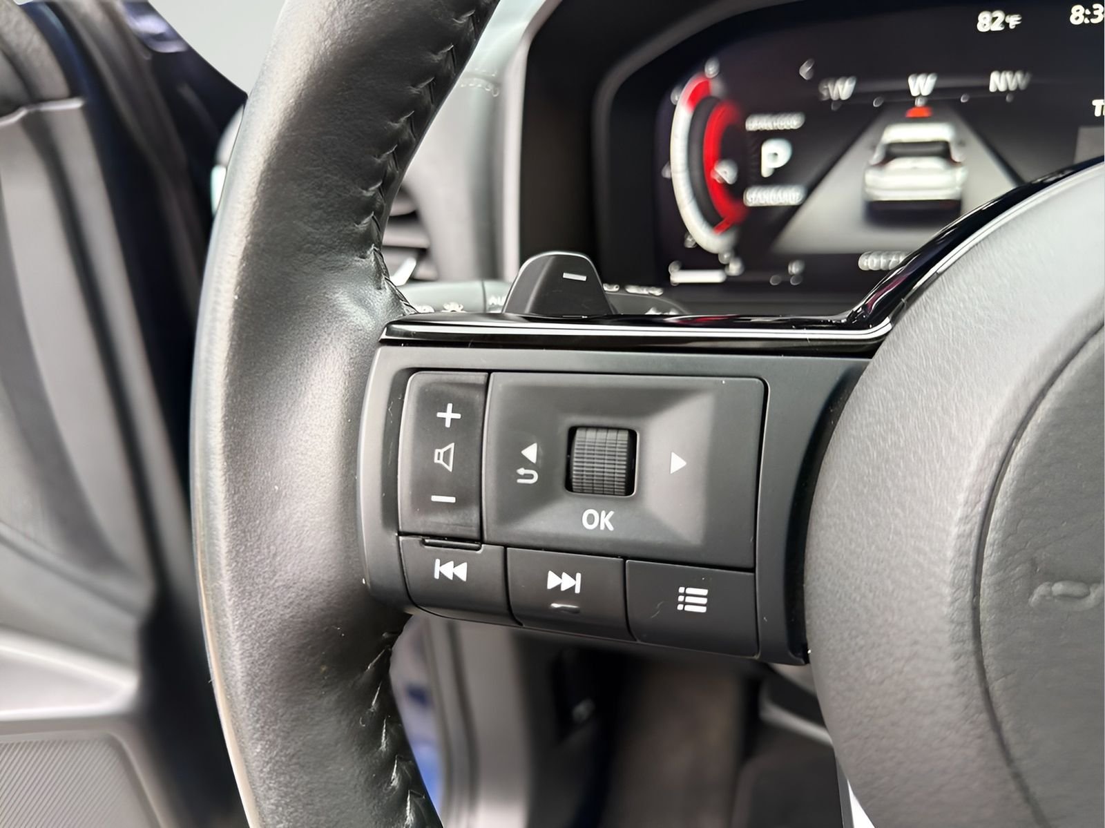 Used 2024 Blue Nissan Platinum image 33