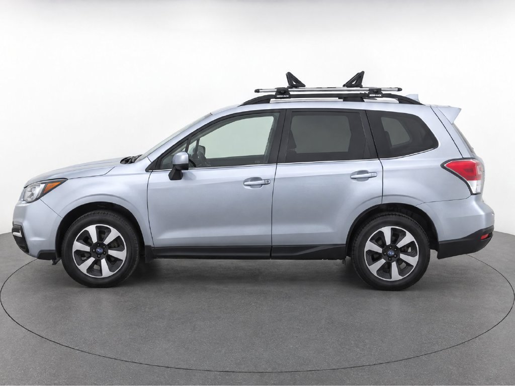 Used 2018 Silver Subaru 2.5i Premium image 6