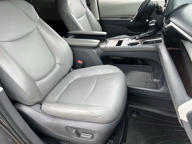 Used 2021 Predawn Gray Mica Toyota XLE image 12