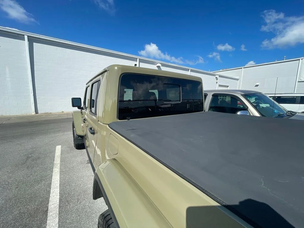 Used 2025 Green Jeep Rubicon image 16
