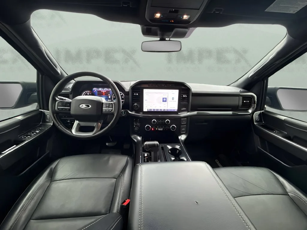 Used 2023 Silver Ford XLT image 11