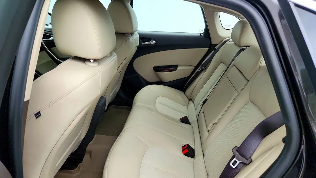 Used 2014 Mocha Bronze Metallic Buick 4dr Sedan image 19