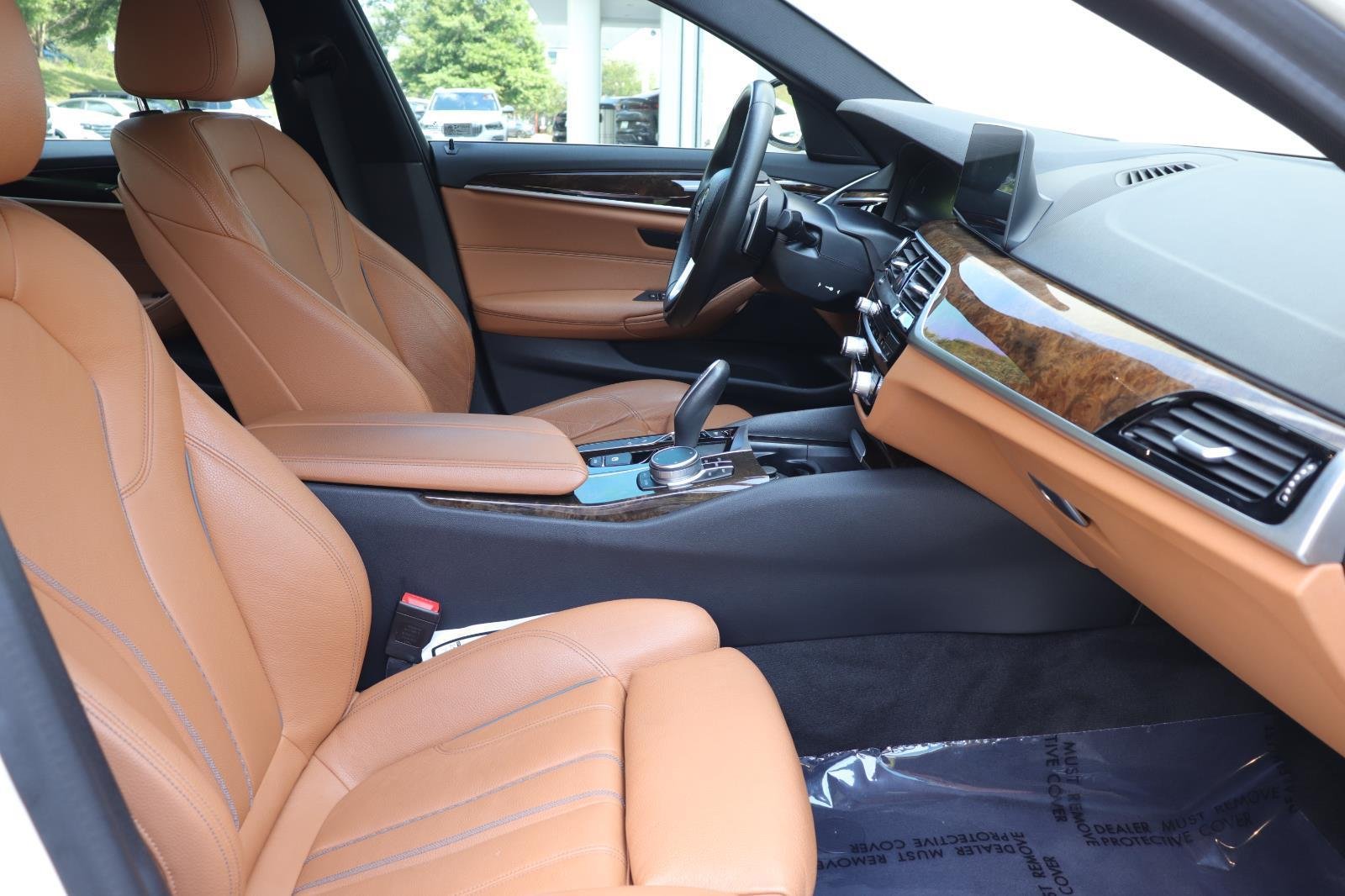 Used 2020 Alpine White BMW 530i image 16