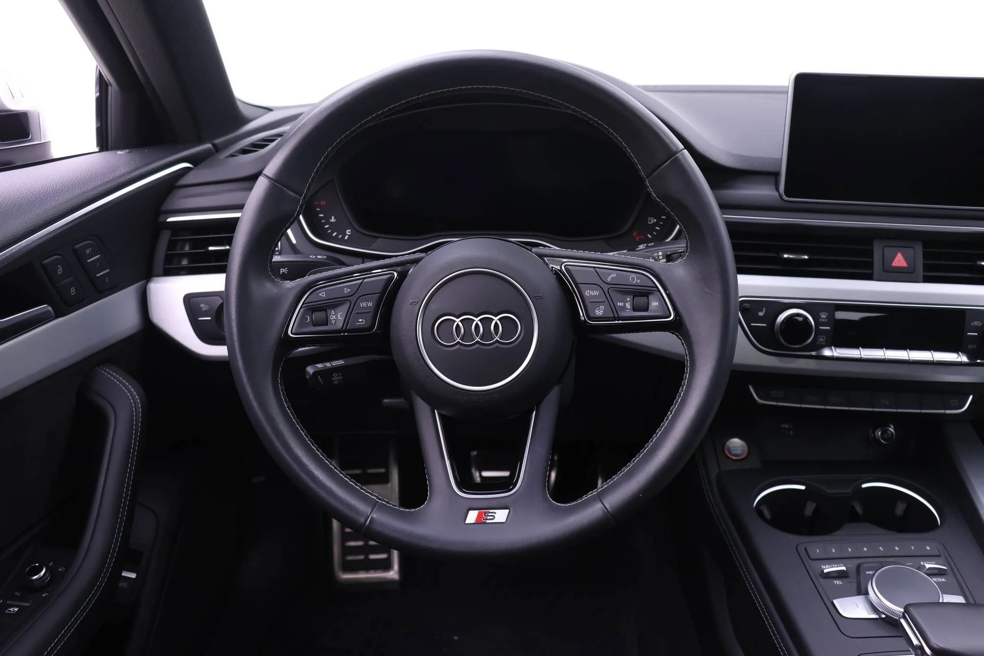 Used 2019  Audi 3.0T Premium Plus image 19