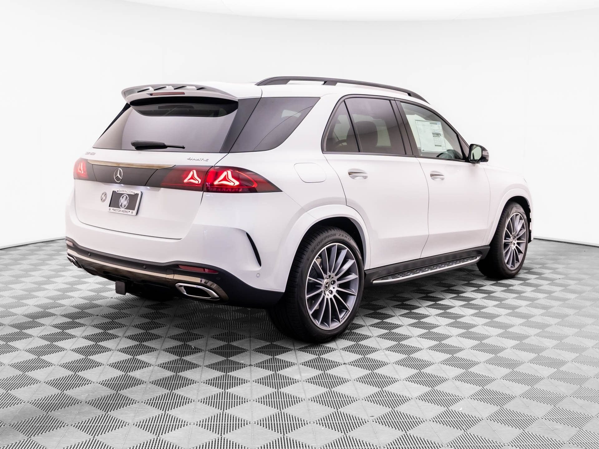 New 2027 Polar White Mercedes-Benz GLE 450 image 52
