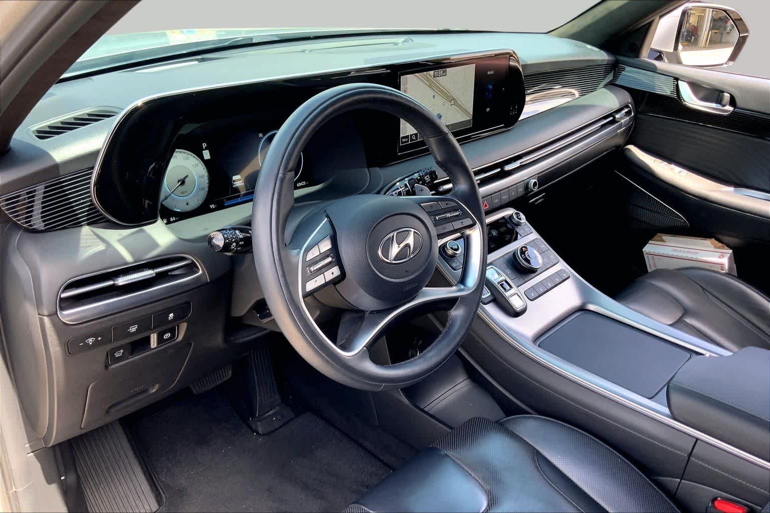 Used 2023 Typhoon Silver Hyundai Calligraphy image 16