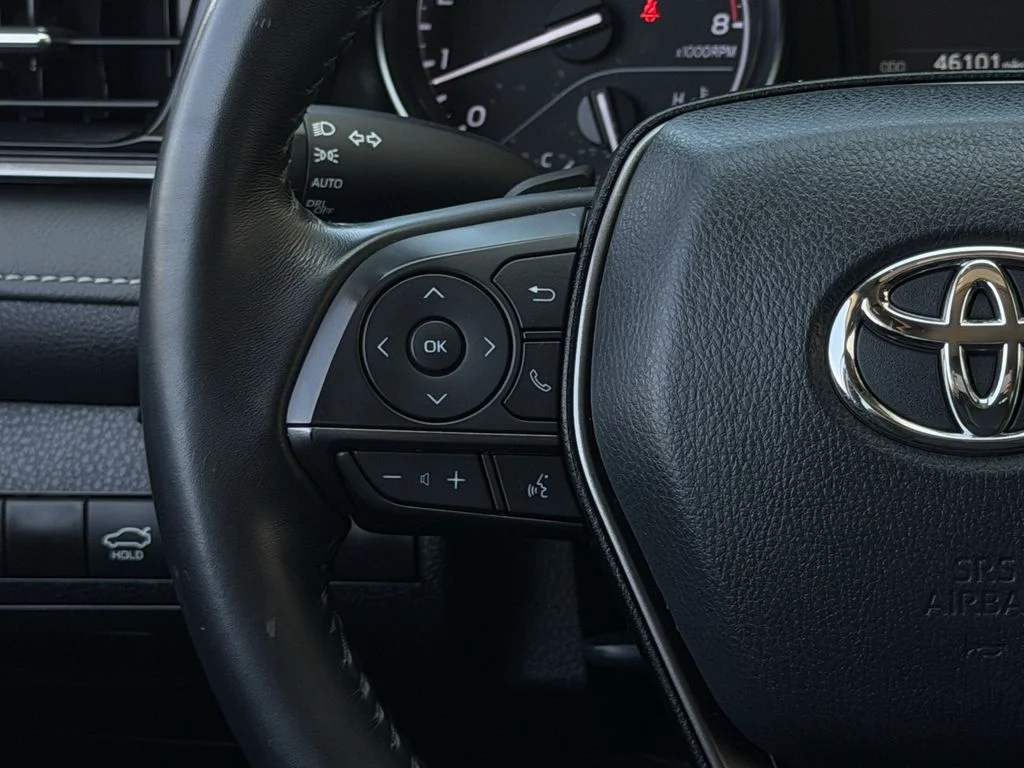 Used 2023 White Toyota SE image 14