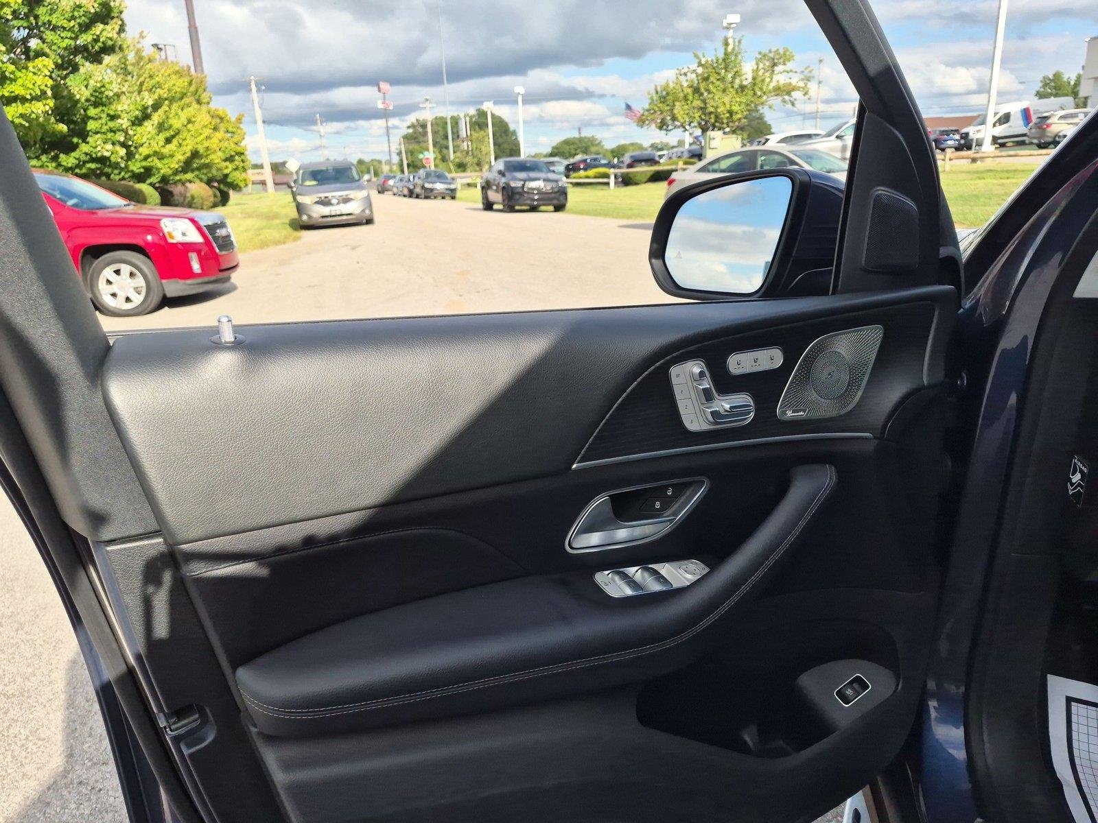 Used 2024 Twilight Blue Metallic Mercedes-Benz GLS 450 image 14