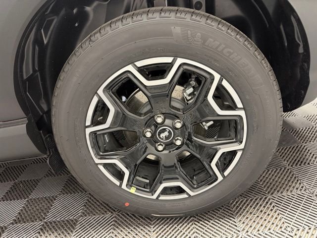 New 2026 Shadow Black Ford Outer Banks® image 41