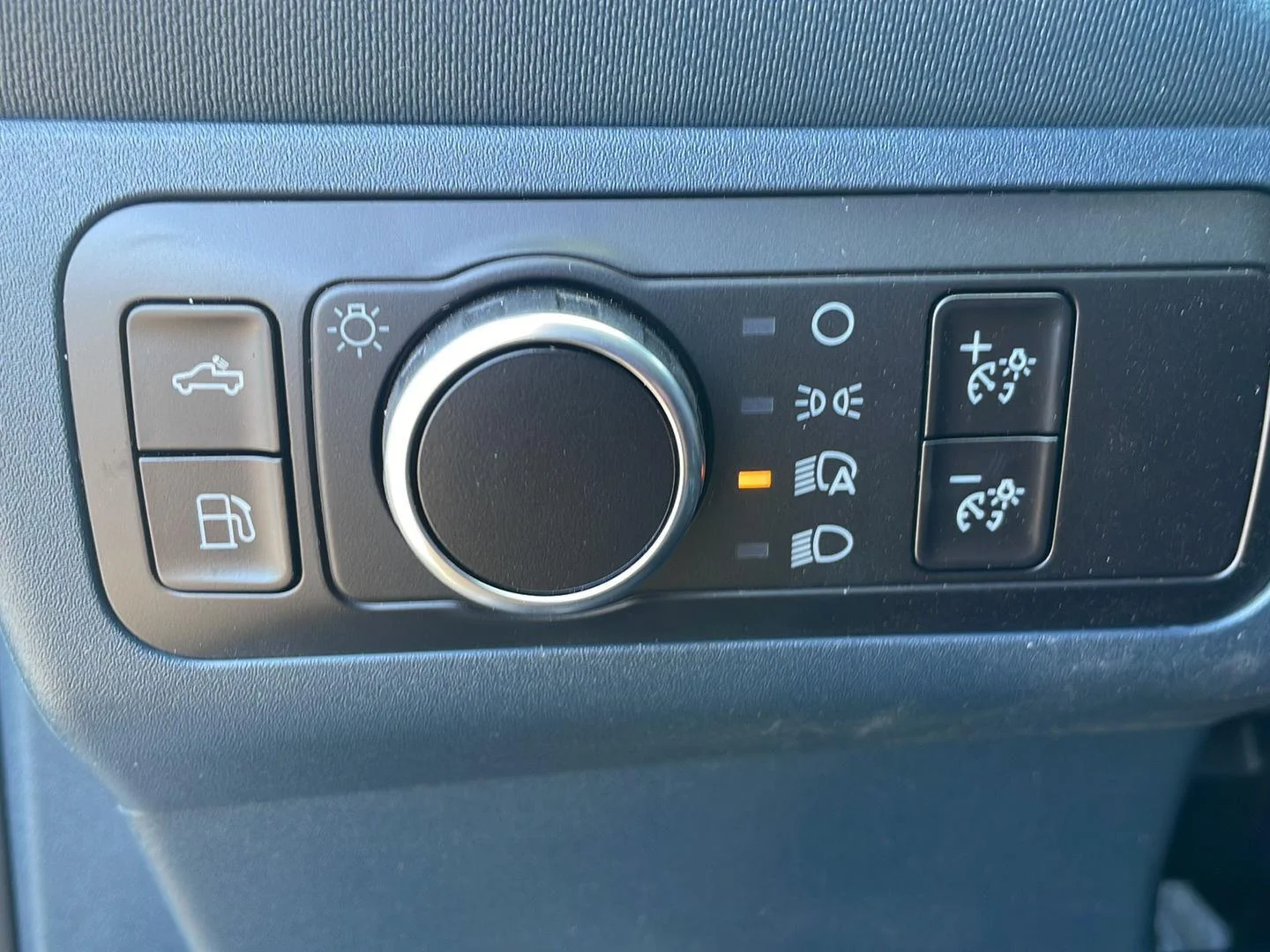 New 2026 Oxford White Ford XLT image 14