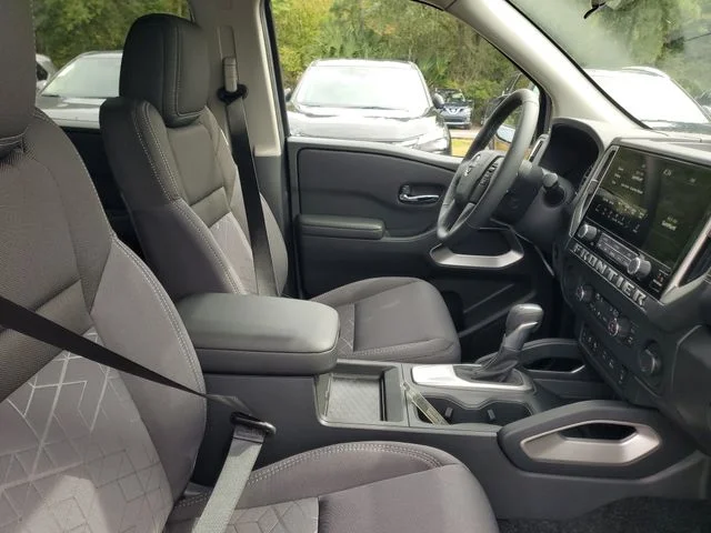 New 2026 Glacier White Nissan Crew Cab SV image 30