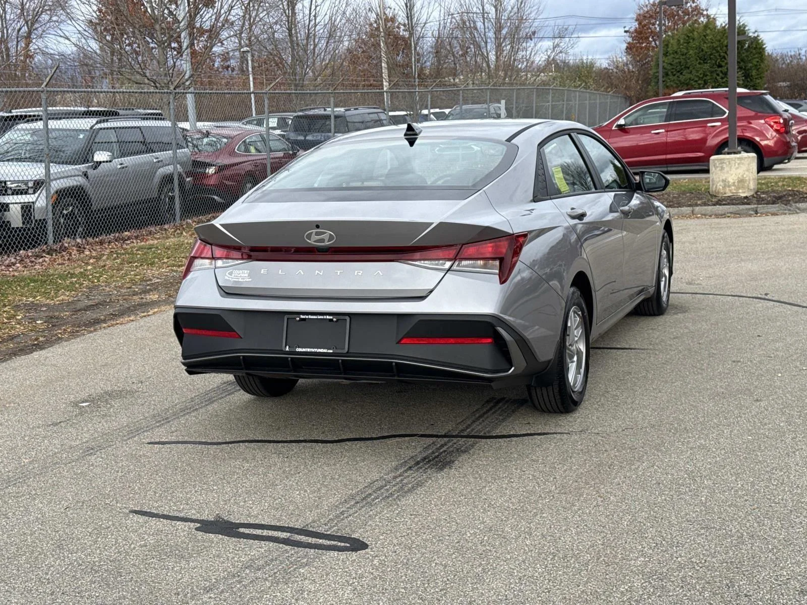 Used 2026 Fluid Metal Hyundai SE image 5