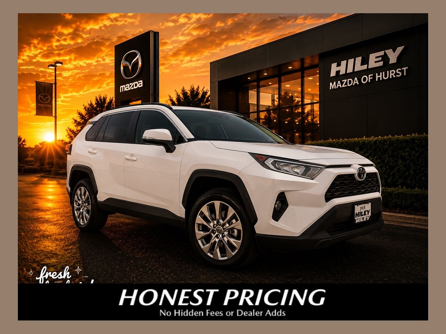 Used 2020 Super White Toyota XLE Premium image 1