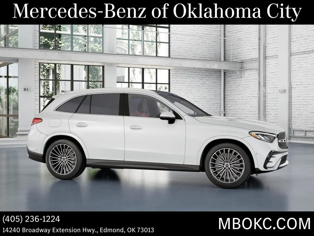 New 2026 MANUFAKTUR Moonlight White Metallic Mercedes-Benz GLC 300 image 15