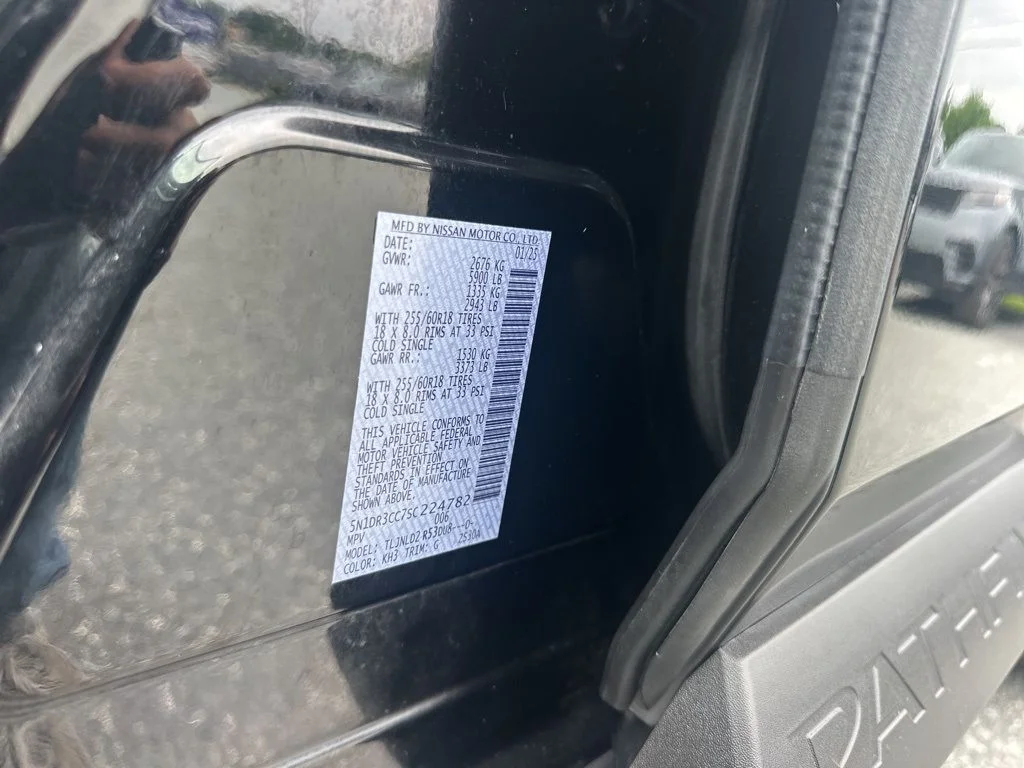 Used 2025 Black Nissan SL image 37