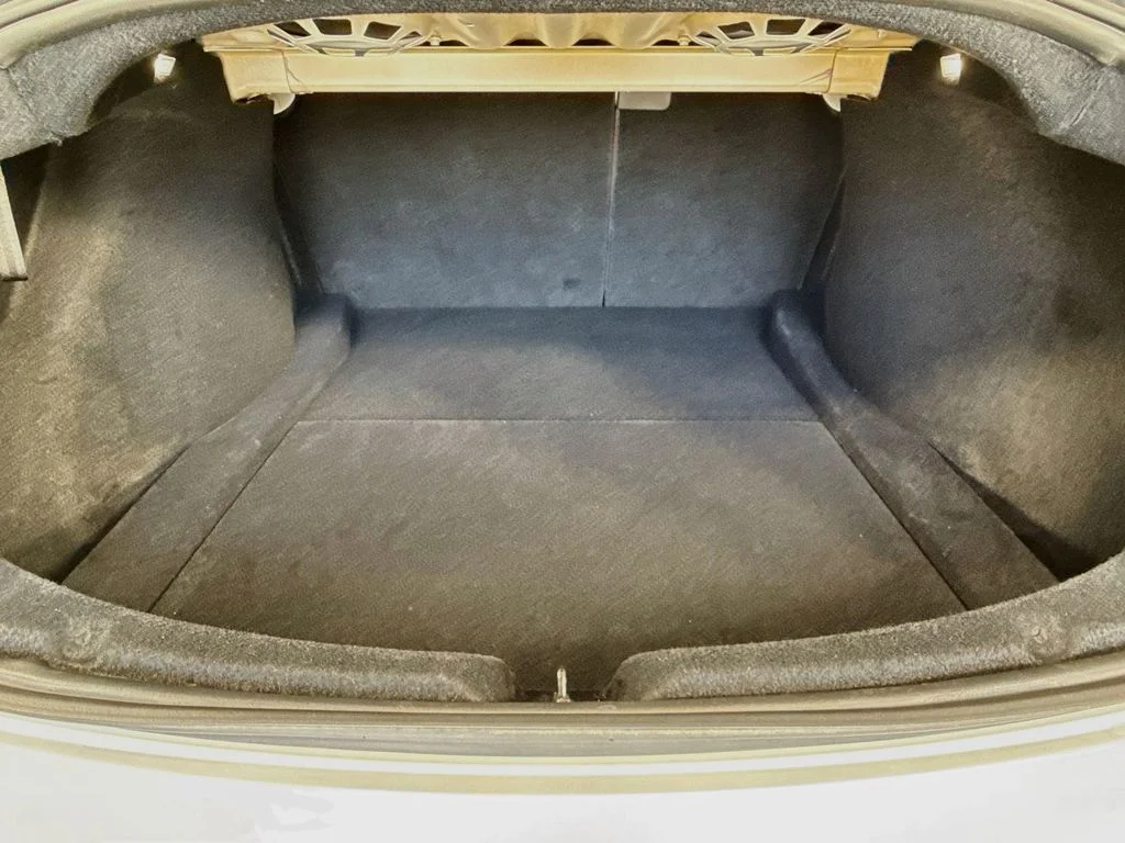 Used 2025 White Tesla Long Range image 27