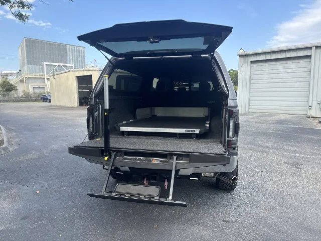 Used 2021 Gray Ford Lariat image 13