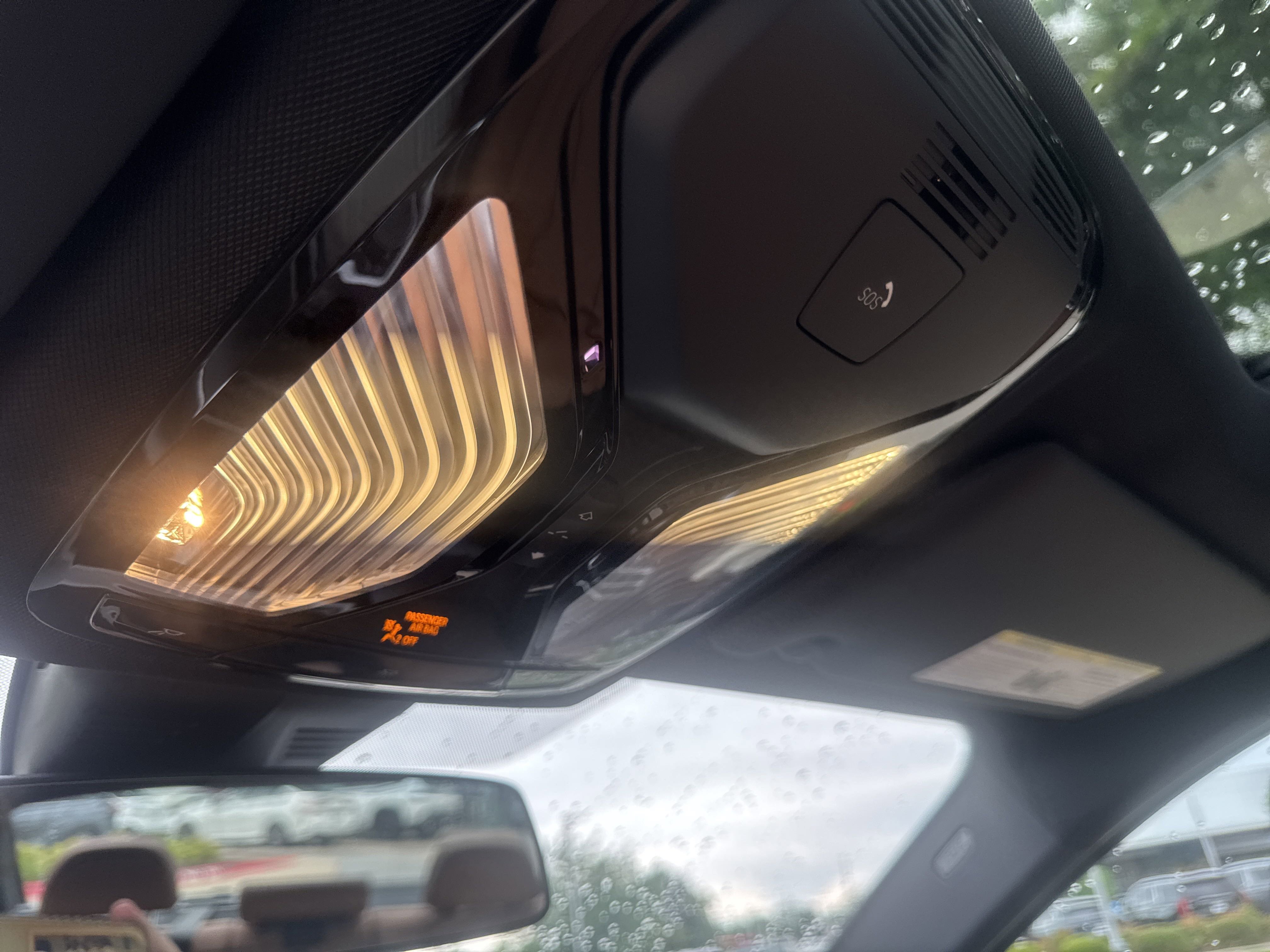 2025 BMW 3 Series 330i - Photo 23