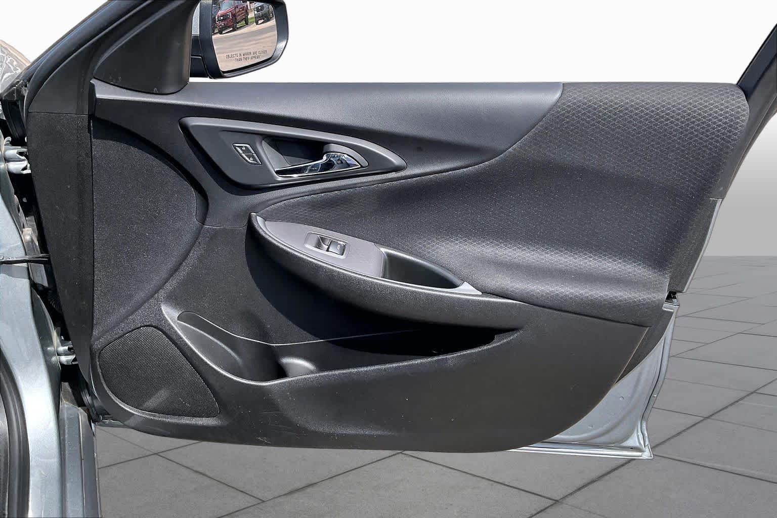 Used 2024 Sterling Gray Metallic Chevrolet LT image 21