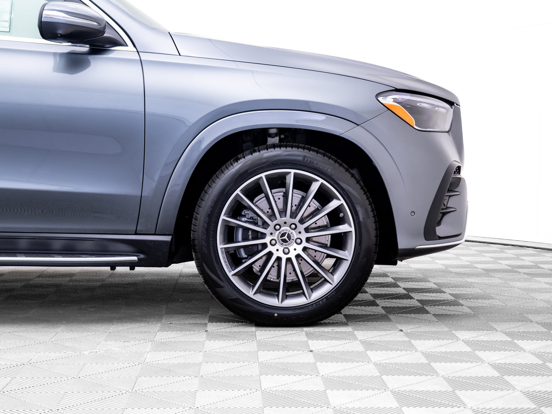 New 2026 Gray Mercedes-Benz GLE 450 image 34