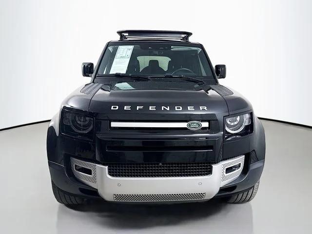 Certified Used 2023 Black Land Rover SE image 2