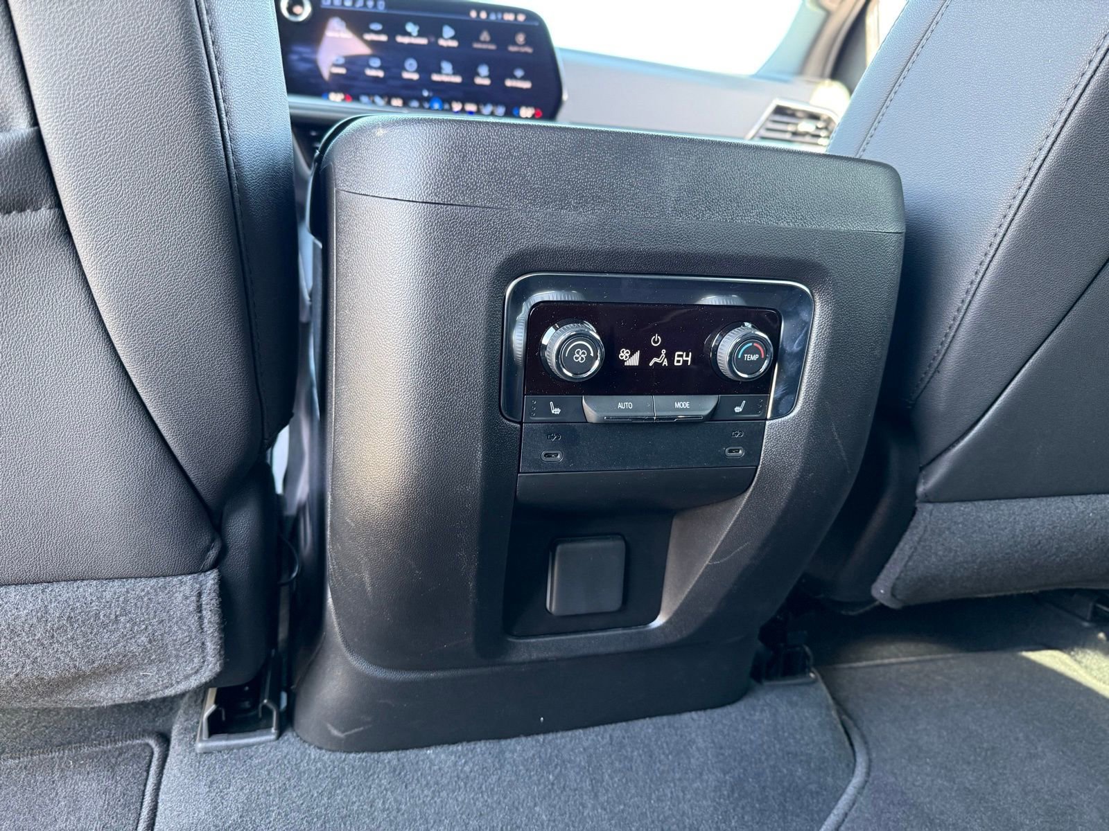 2026 Chevrolet Tahoe Premier - Photo 28