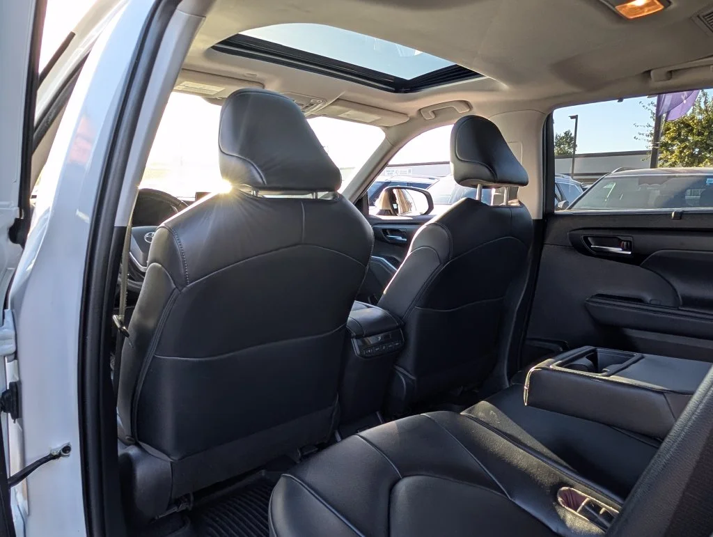 Used 2022 Beige Toyota XLE image 14