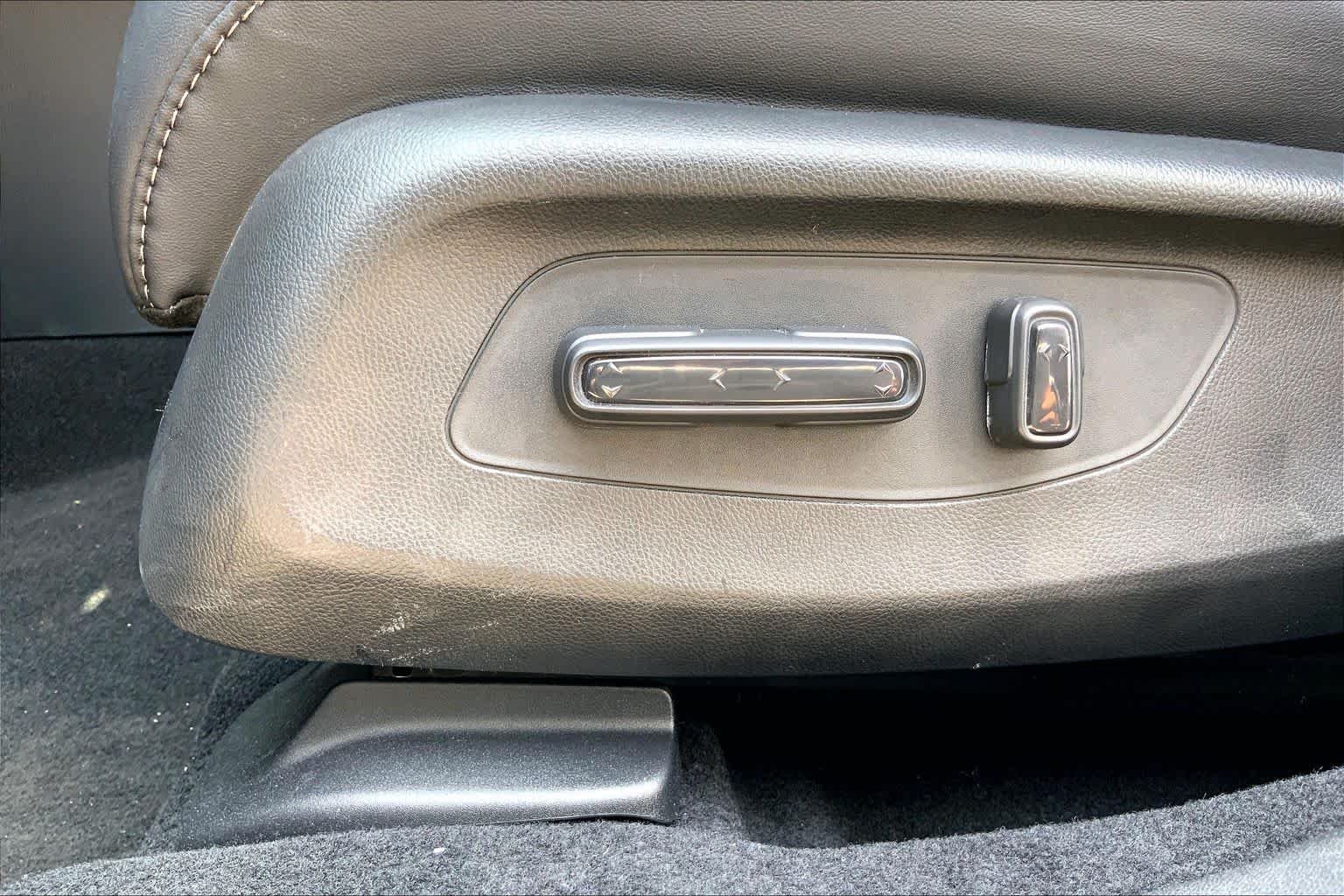 New 2026 Urban Gray Pearl Acura  image 17