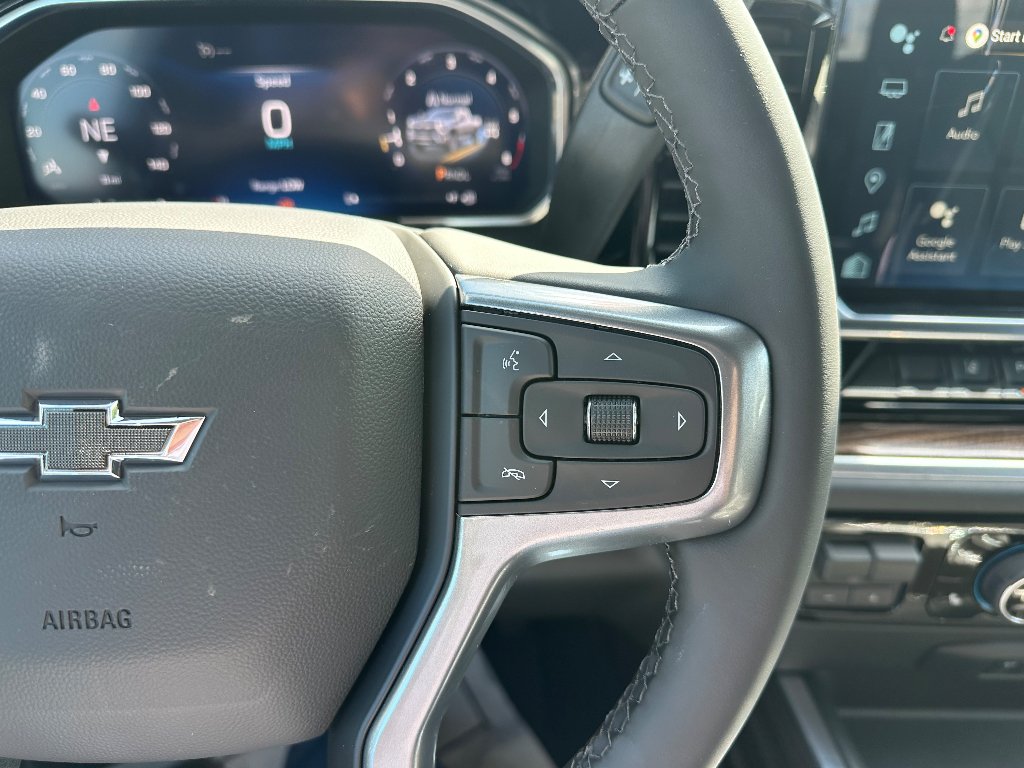 New 2026 Summit White Chevrolet LT image 27