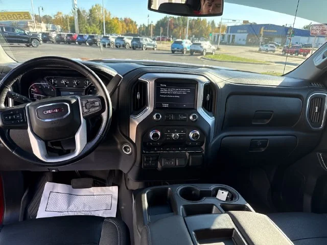 Used 2021 CAYENNE RED TINTCOAT GMC SLT image 15