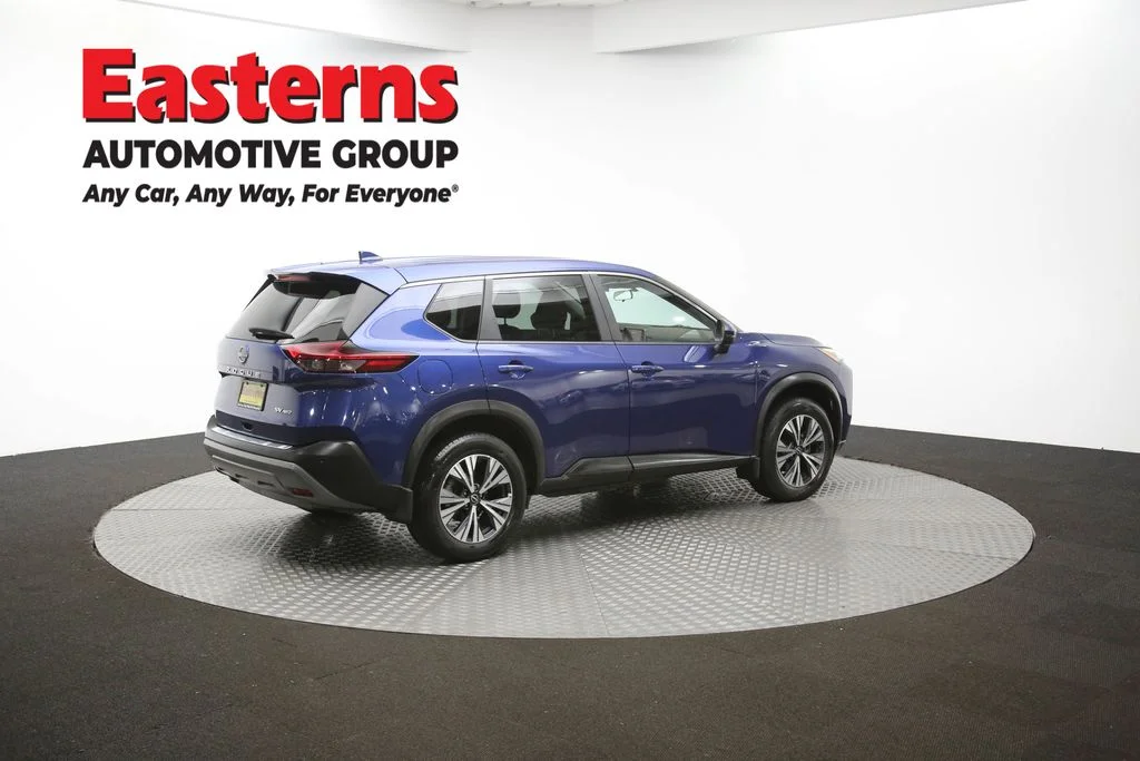 Used 2022 Blue Nissan SV image 40