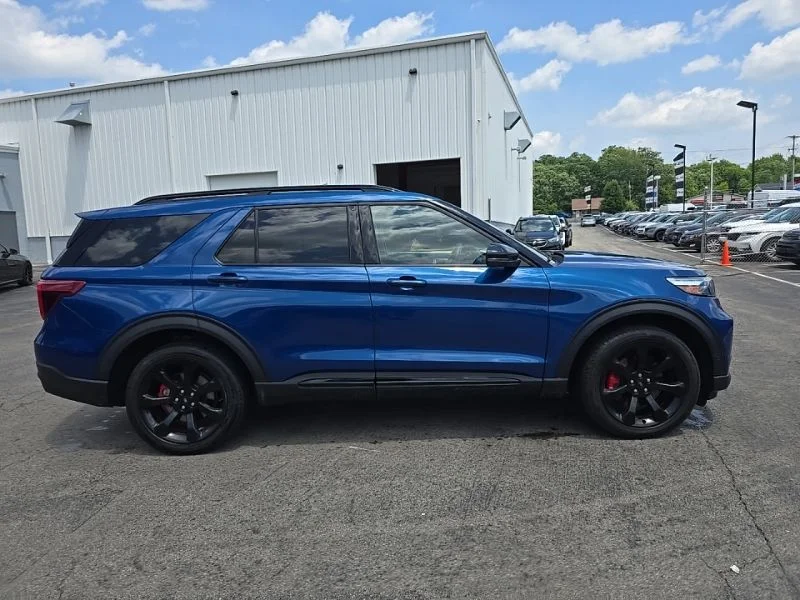Used 2020 Blue Ford ST image 9