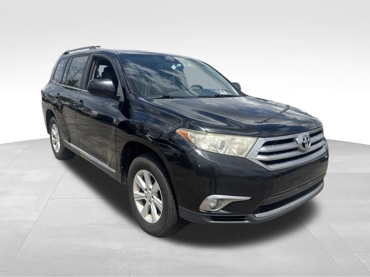 Used 2013 Black Toyota SE image 2