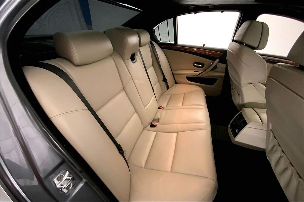 Used 2008 Space Gray Metallic BMW  image 15
