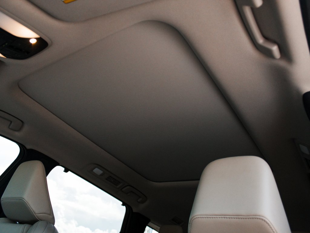 Used 2023 Moonbow Blue INFINITI SENSORY image 26