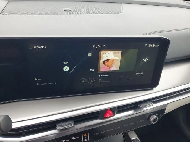 2025 Kia Sorento EX Hybrid - Photo 15