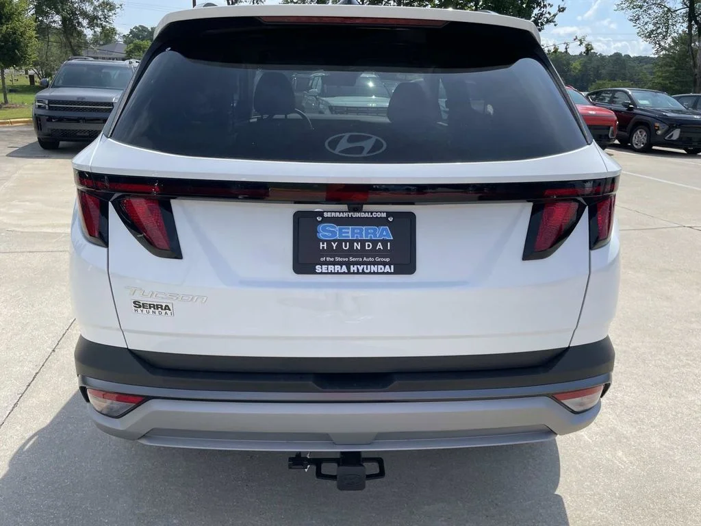 New 2026 White Hyundai SEL image 4