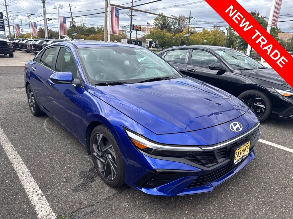 Certified Used 2024 Blue Hyundai SEL image 1