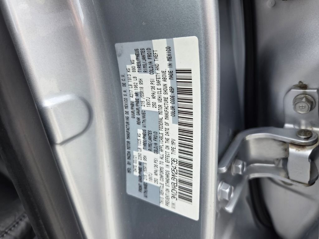 Used 2021 Silver Mazda Select image 19