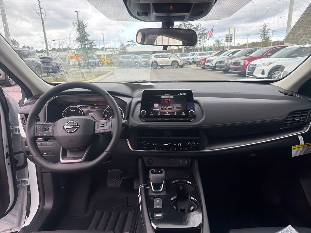 New 2026 Nissan Rogue Dark Armor 4D Sport Utility